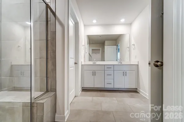 $2,400 | 3026 Lisburn Street, Charlotte, NC 28227