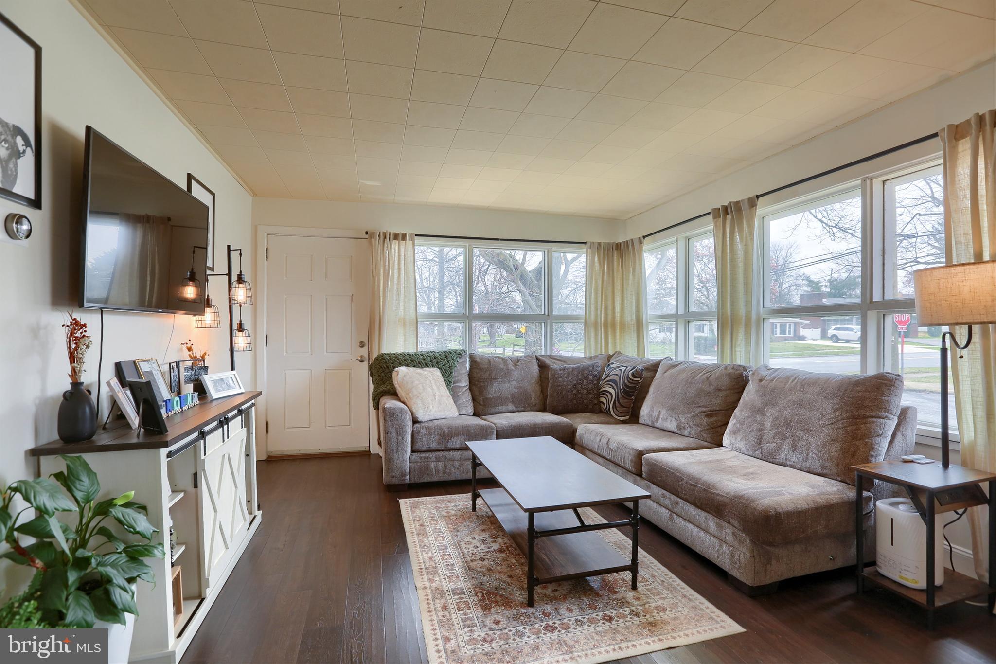 1198 Lowther Road Camp Hill, PA 17011 - Photo 8 of 36