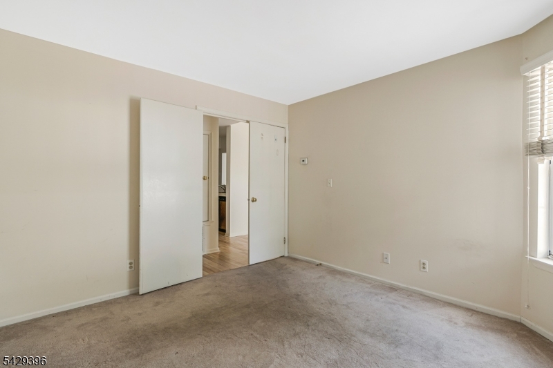 44 Spruce Court Bedminster, NJ 07921 - Photo 27 of 32