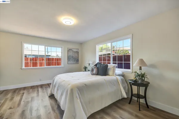 $999,999 | 147 Wisteria Drive, East Palo Alto, CA 94303