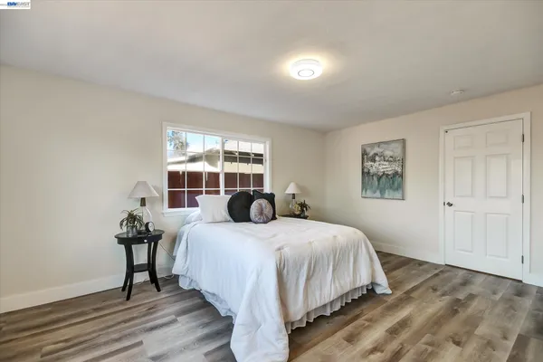 $999,999 | 147 Wisteria Drive, East Palo Alto, CA 94303