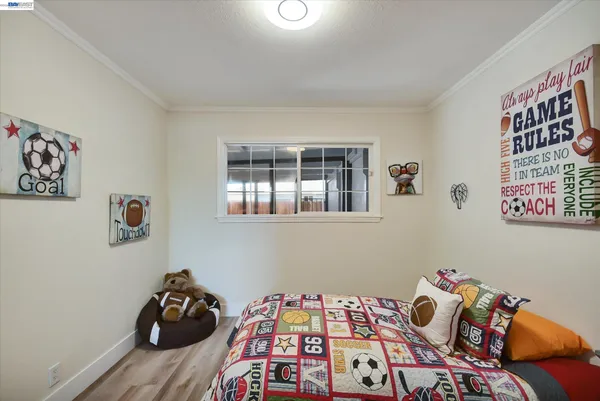 $999,999 | 147 Wisteria Drive, East Palo Alto, CA 94303