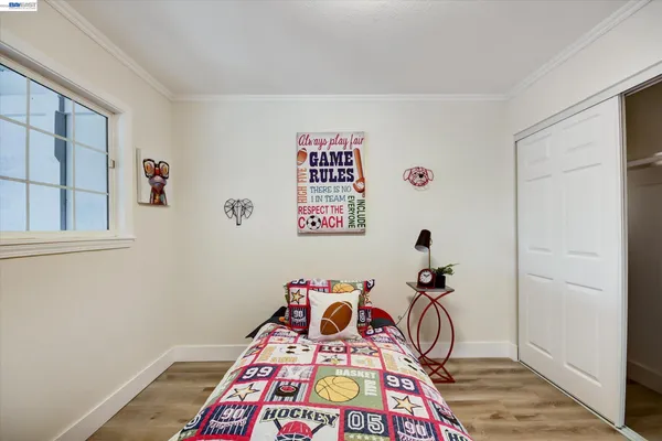 $999,999 | 147 Wisteria Drive, East Palo Alto, CA 94303