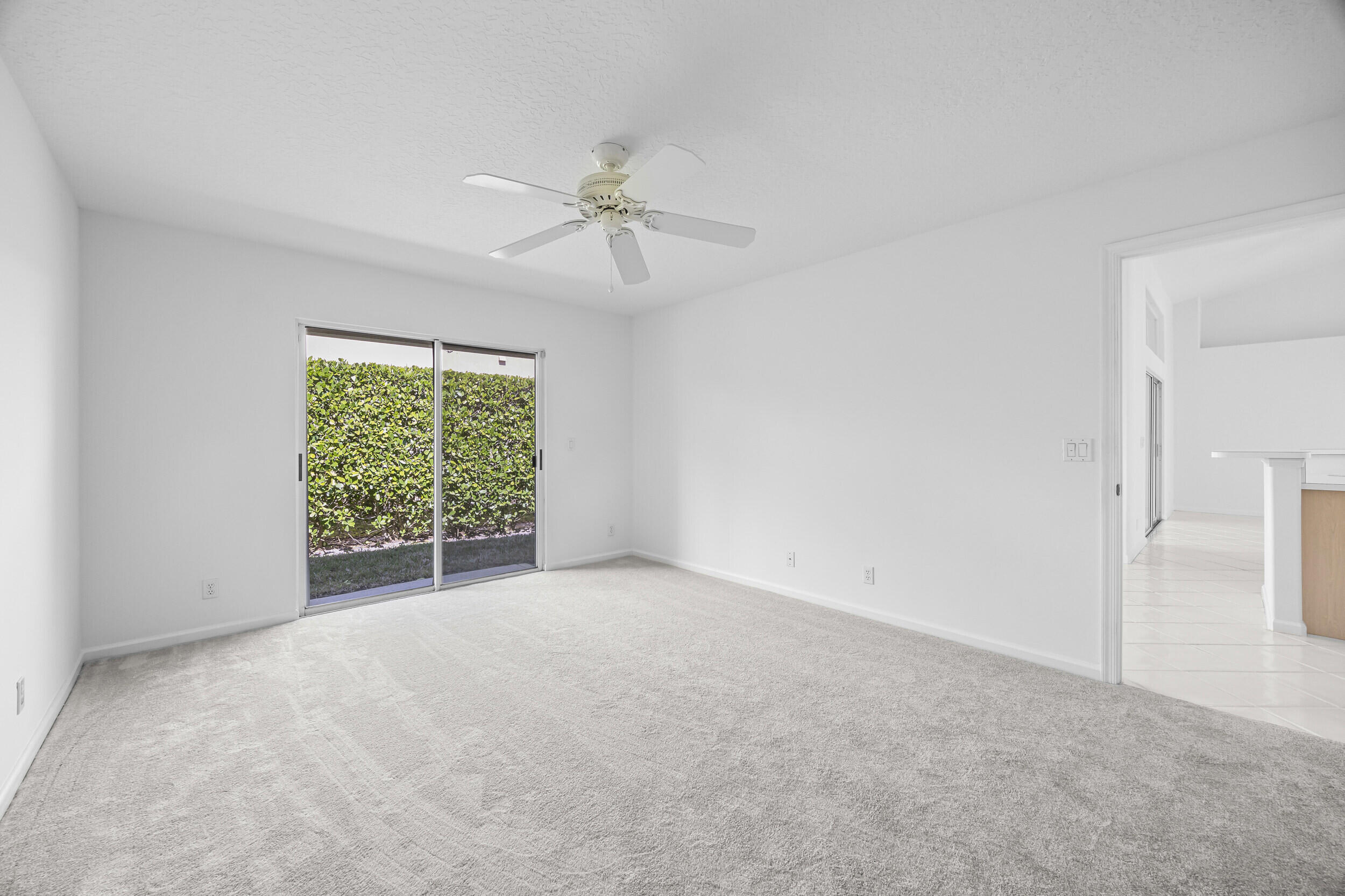 1040 Egret Circle North Jupiter, FL 33458 - Photo 17 of 31 21_8p3a2483