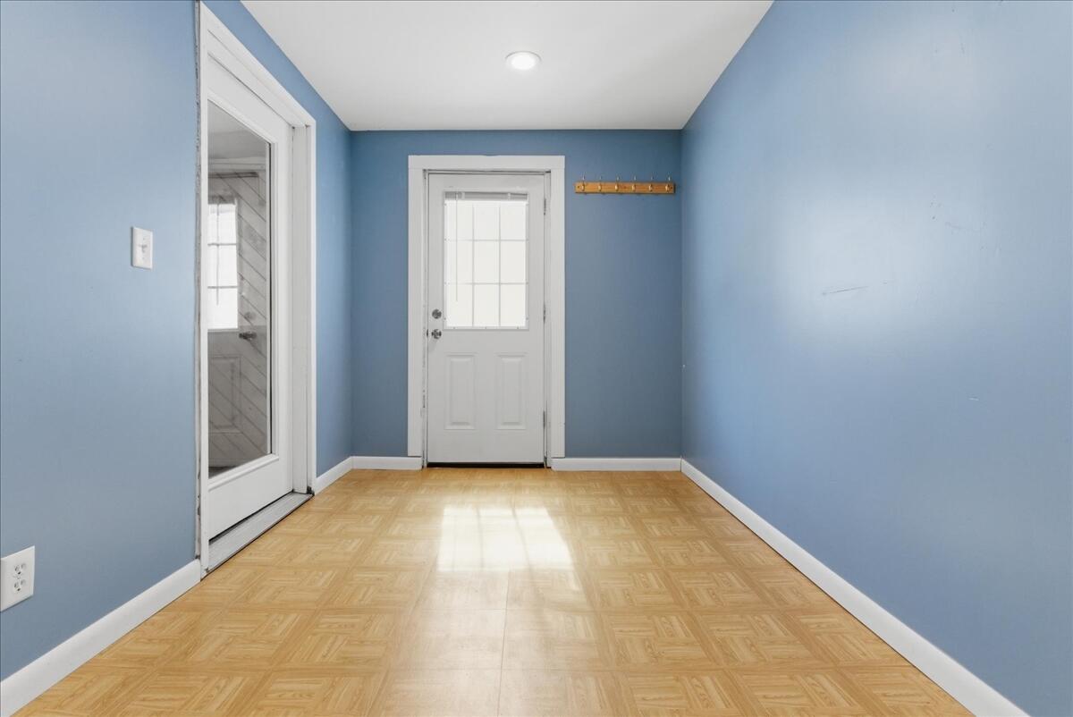 304 Hardscrabble Road Poland, ME 04274 - Photo 5 of 37 Mudroom