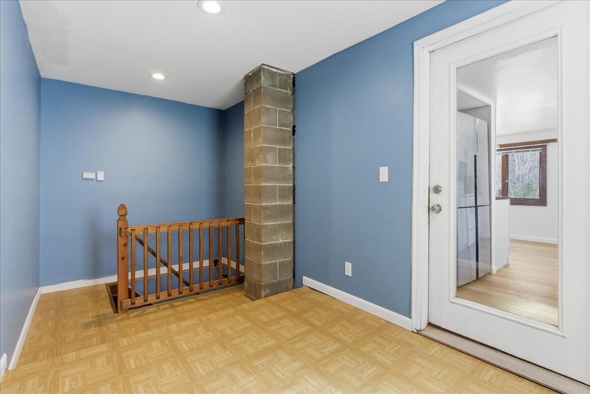 304 Hardscrabble Road Poland, ME 04274 - Photo 6 of 37 Mudroom