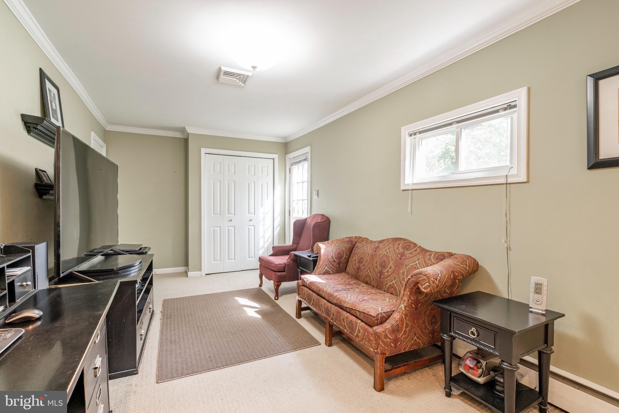 910 Jode Road Audubon, PA 19403 - Photo 8 of 41 Gallery Image 8