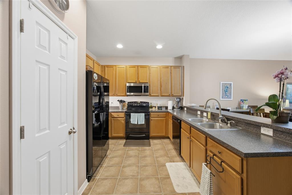 1028 Orca Court Holiday, FL 34691 - Photo 3 of 32