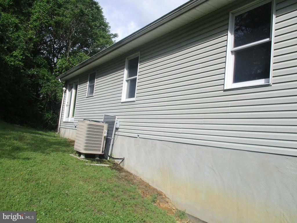 205 C Jones Road Owings, MD 20736 - Photo 2 of 33