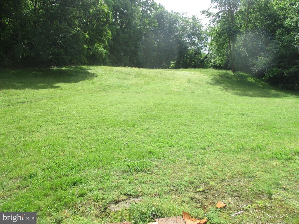 205 C Jones Road Owings, MD 20736 - Photo 4 of 33