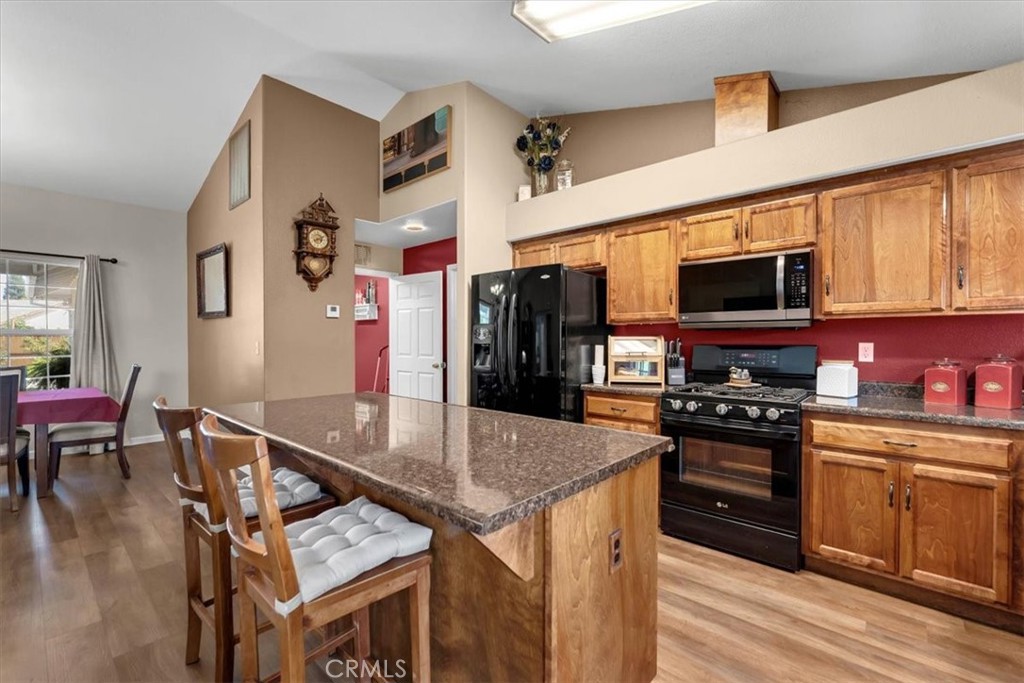 1465 Crosspoint Way Red Bluff, CA 96080 - Photo 6 of 58 Gallery Image 6