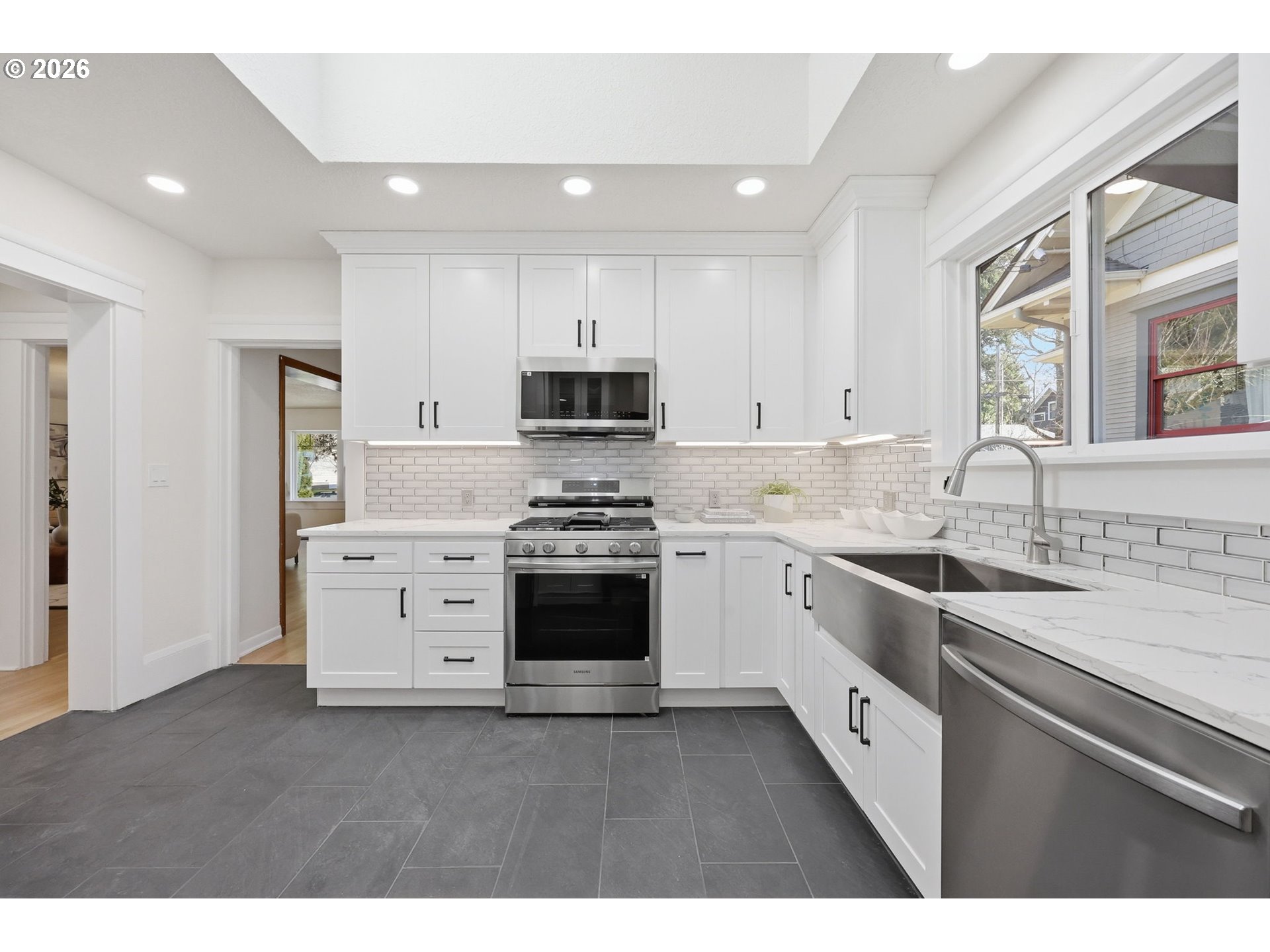 2425 Northeast 40th Avenue Portland, OR 97212 - Photo 12 of 43 Kitchen