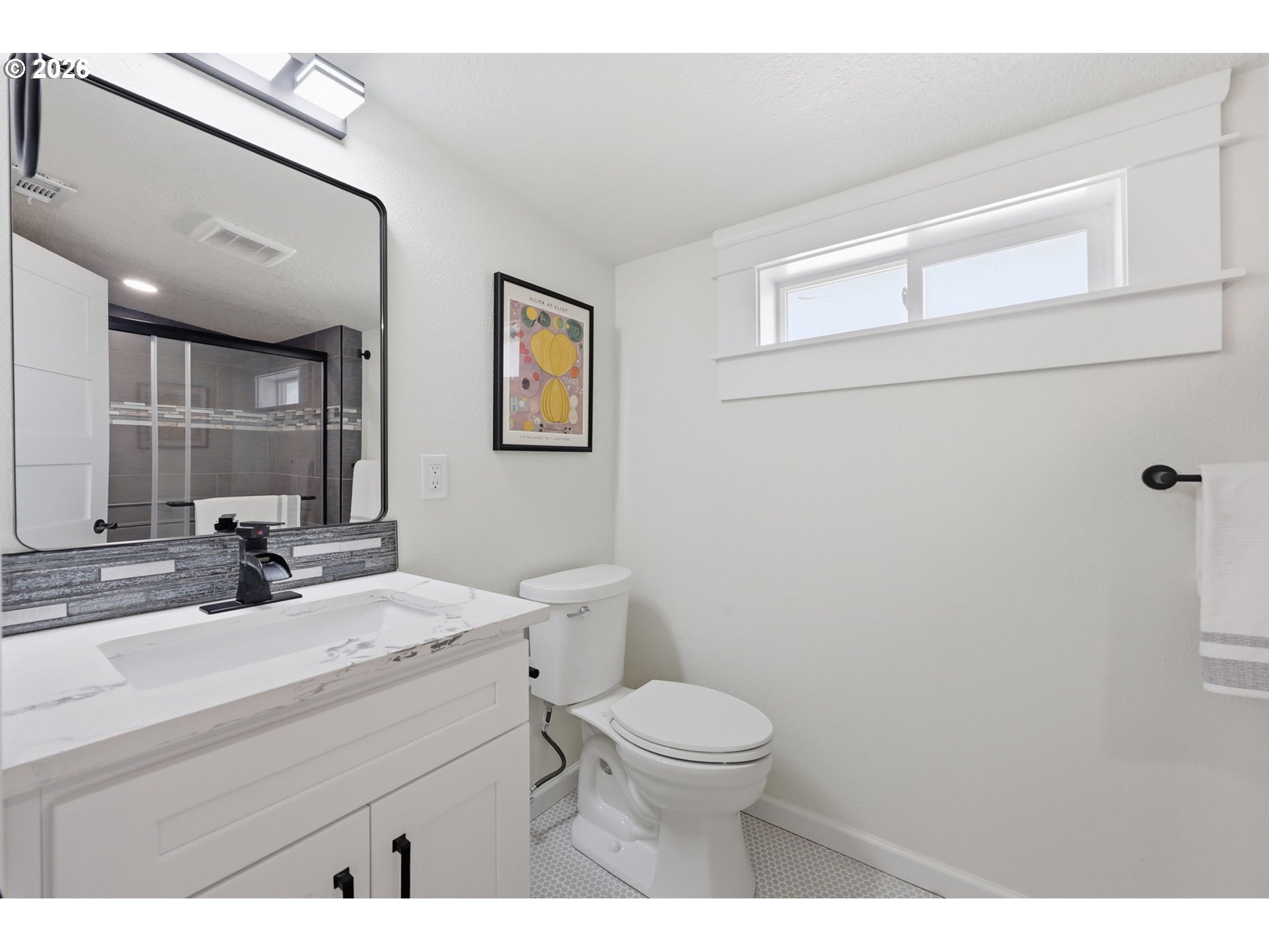2425 Northeast 40th Avenue Portland, OR 97212 - Photo 22 of 43 Bathroom