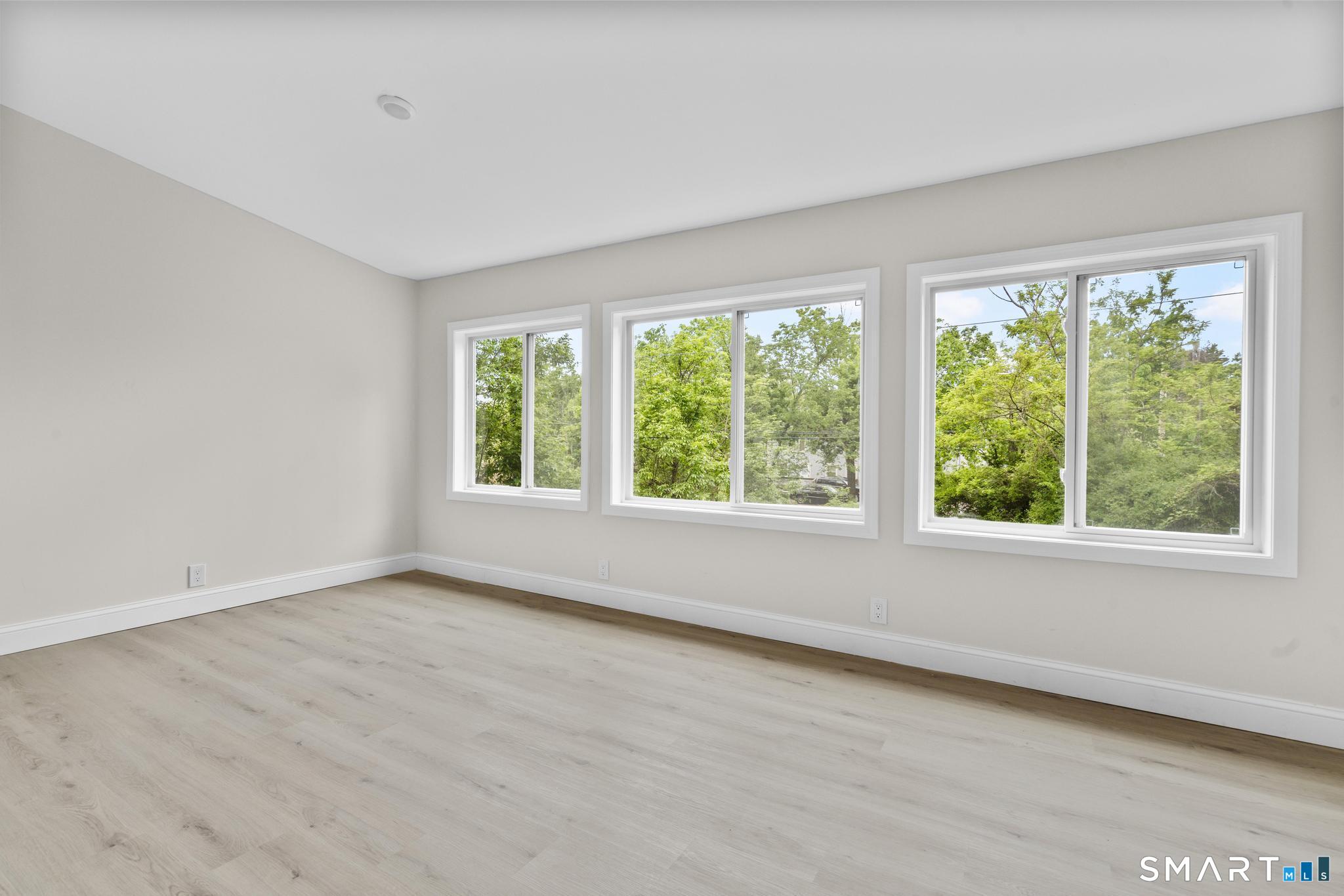 23 Dominican Road Branford, CT 06405 - Photo 19 of 35