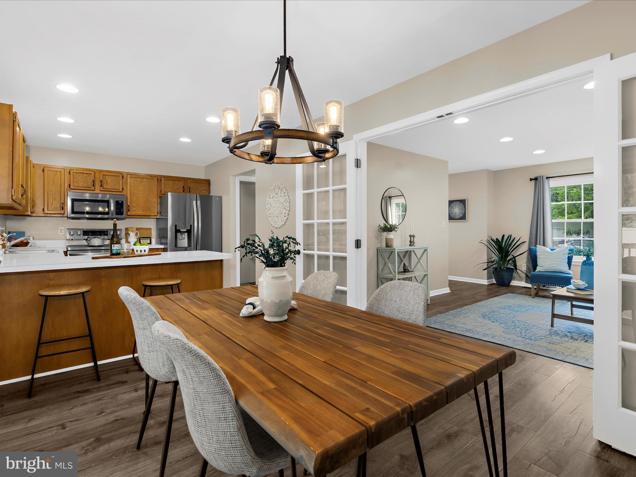 387 Hall Road Crownsville, MD 21032 - Photo 10 of 57 Dining/kitchen combo