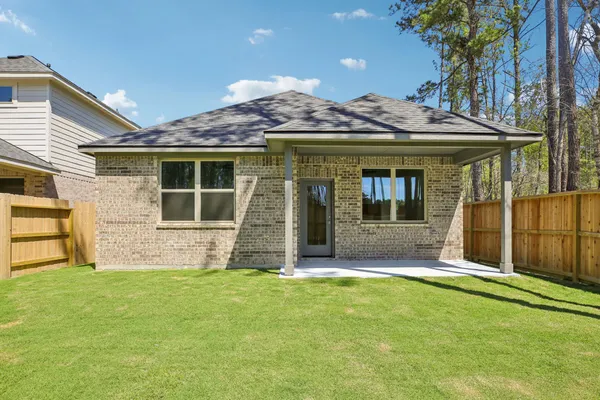 $384,990 | 16542 Cub Creek, Conroe, TX 77302