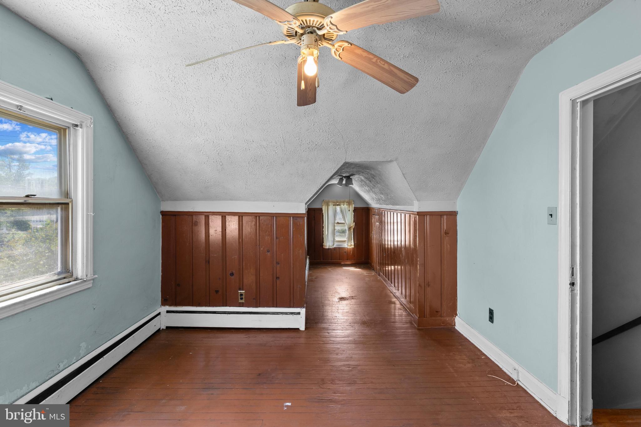 574 Edmondson Avenue Baltimore, MD 21228 - Photo 22 of 30 Bedroom four