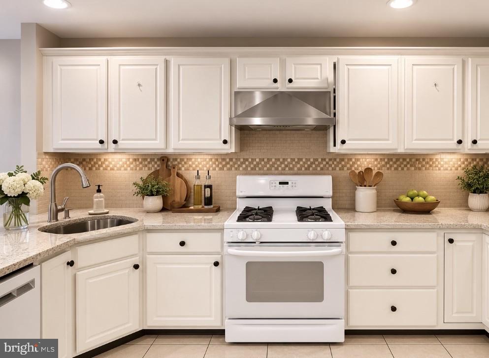 141 Coburn Road Pennington, NJ 08534 - Photo 15 of 53 Bright and inviting kitchen elegance.