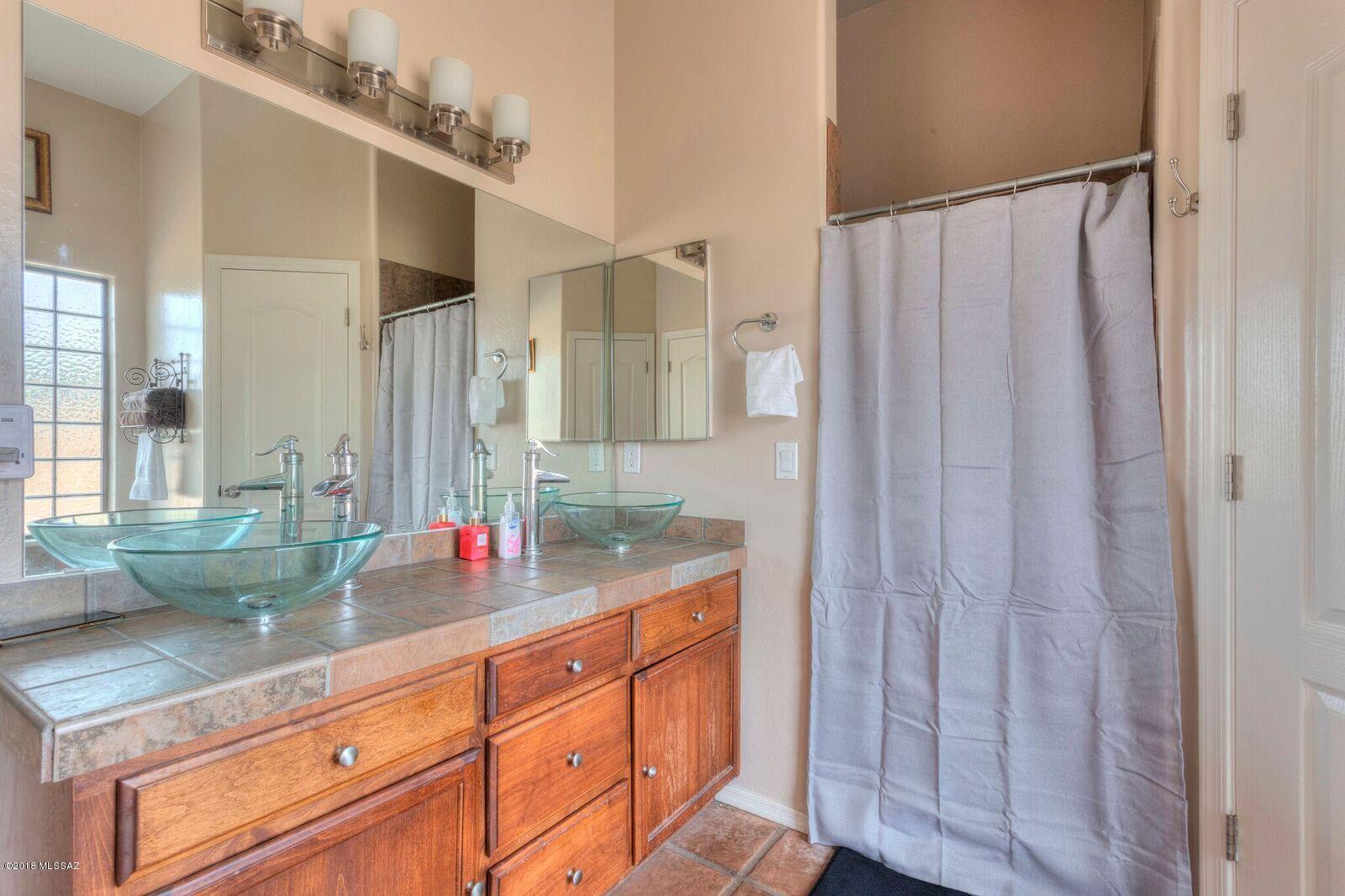 1637 Circulo Puerto Rio Rico, AZ 85648 - Photo 15 of 27