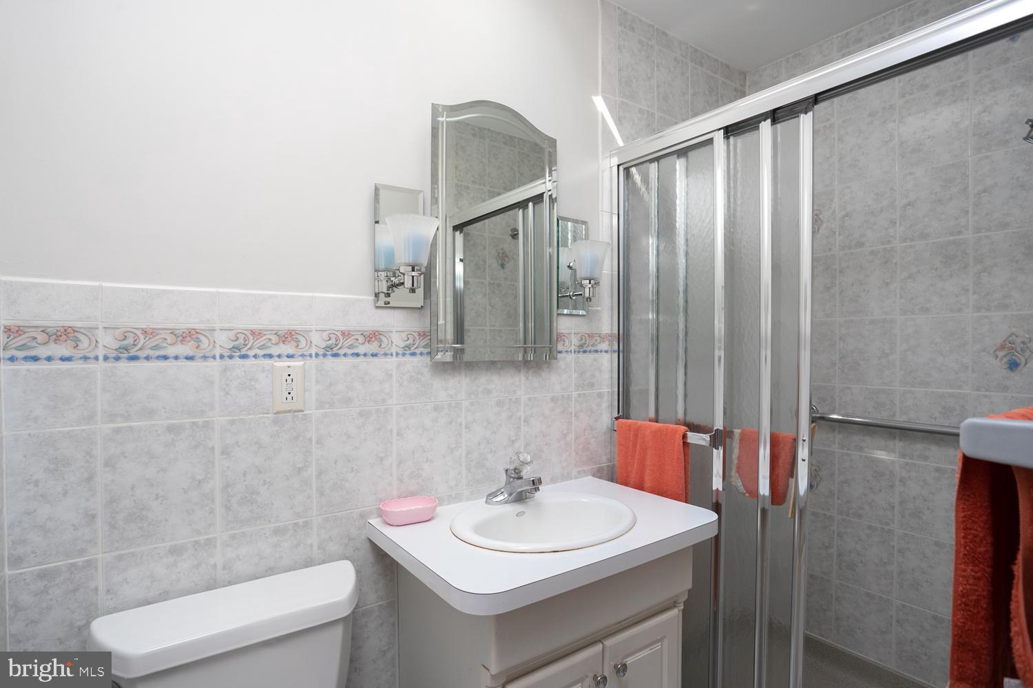 804 Klockner Road Trenton, NJ 08619 - Photo 15 of 26