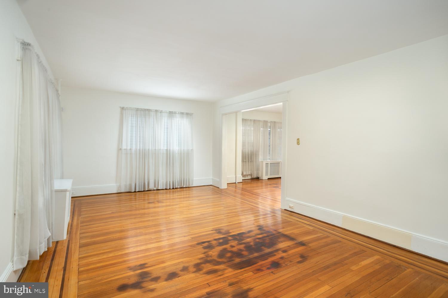 804 Klockner Road Trenton, NJ 08619 - Photo 5 of 26