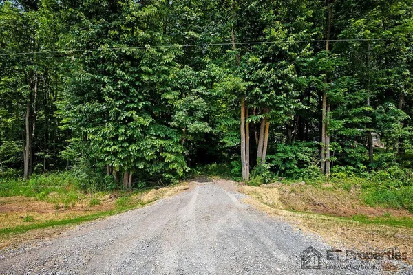 $109,900 | 8371 14 Mile Road Northeast, Cedar Springs, MI 49319