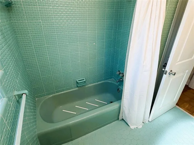 $4,100 | 4640 West Lamb Avenue, Tampa, FL 33629