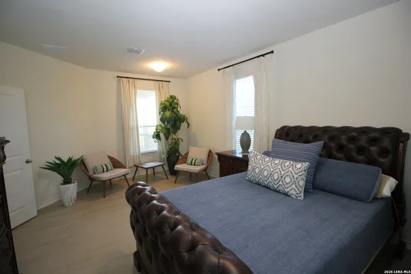 $2,100 | 5010 Dalton Bend, Converse, TX 78109