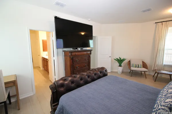 $2,100 | 5010 Dalton Bend, Converse, TX 78109
