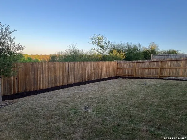 $2,100 | 5010 Dalton Bend, Converse, TX 78109