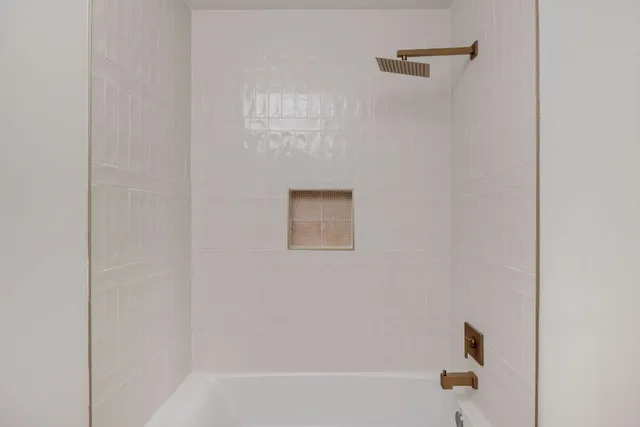 $640,000 | 11403 Circle Bend Drive, Austin, TX 78758