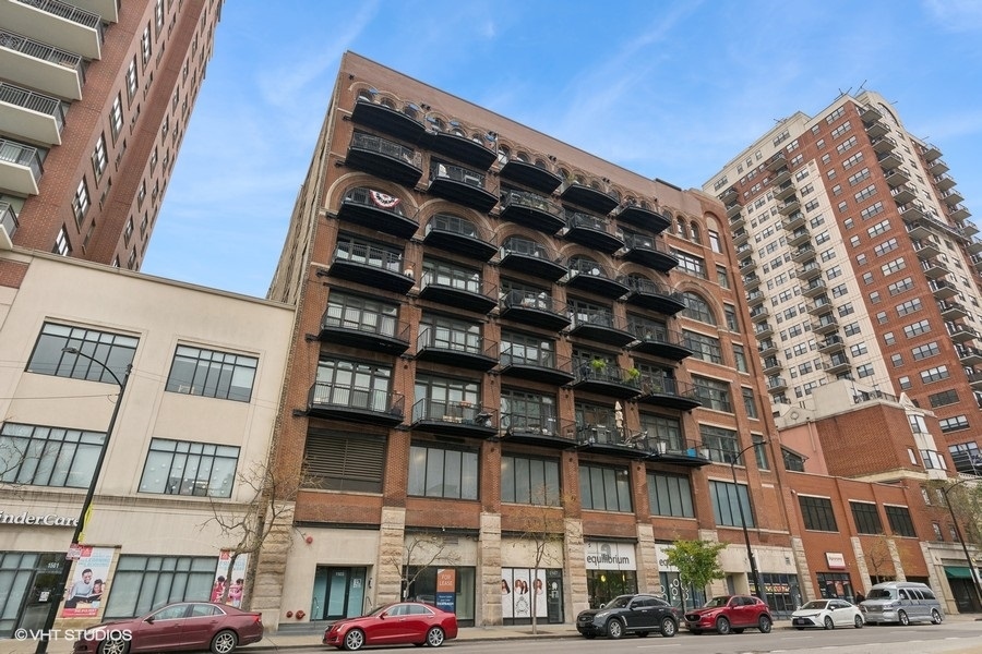 1503 South State Street, Unit 506 Chicago, IL 60605 - Photo 1 of 16