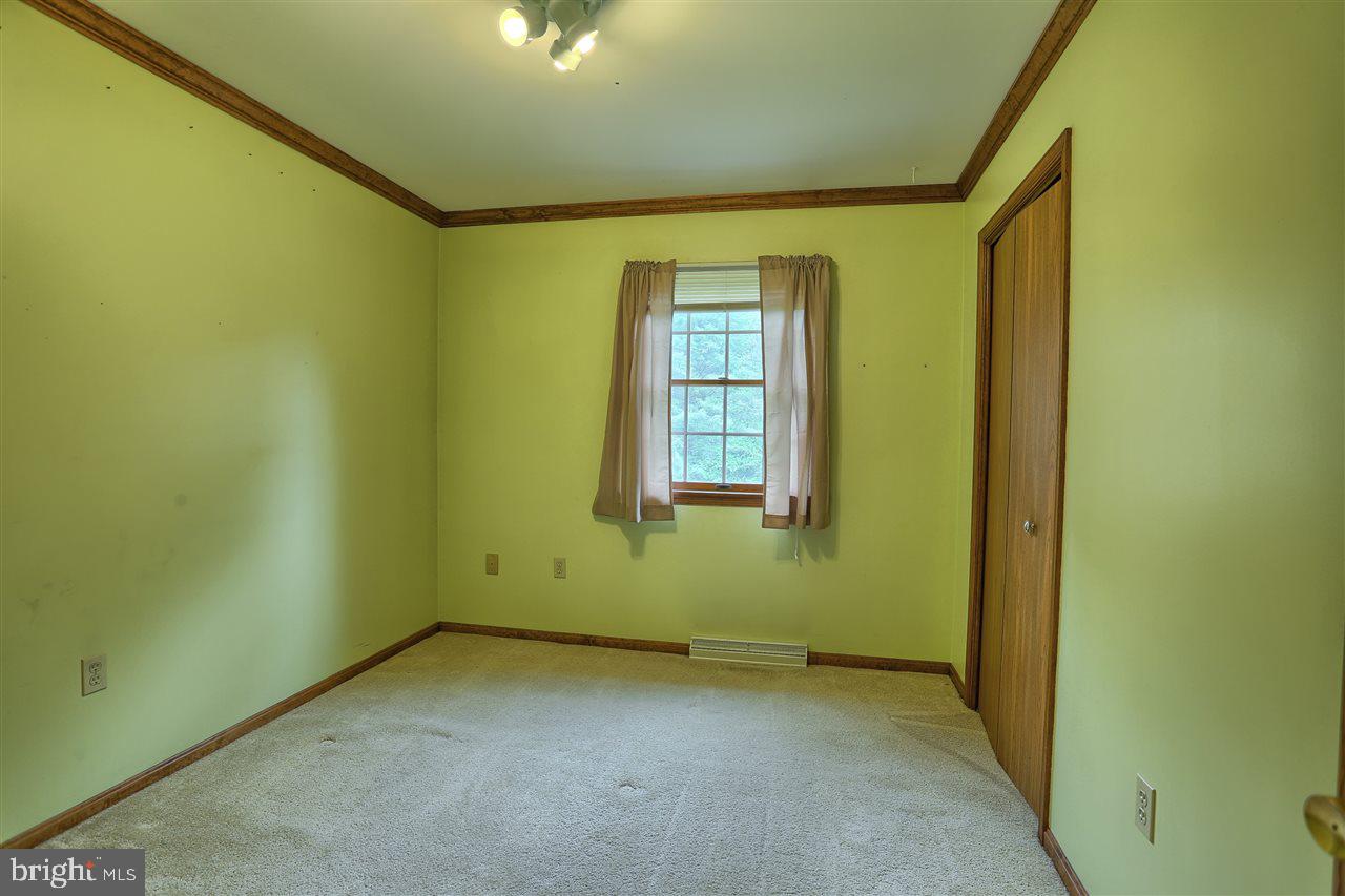 220 Springfield Road Newville, PA 17241 - Photo 10 of 21 Gallery Image 10