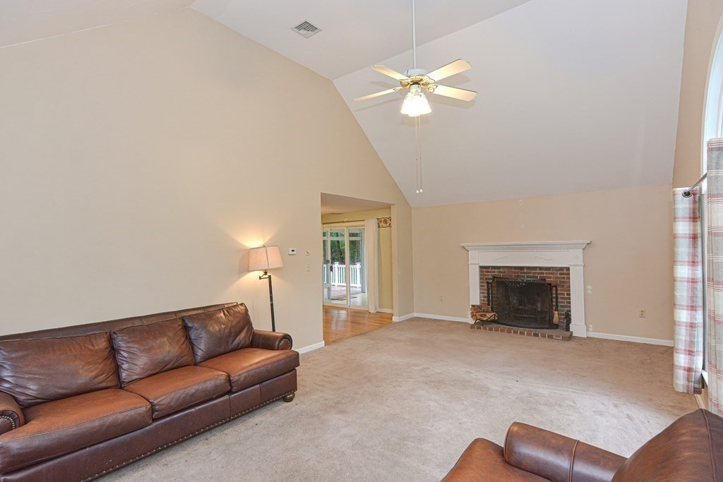 12 Innkeeper Road Franklin, MA 02038 - Photo 18 of 42 Gallery Image 18
