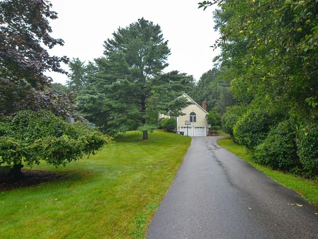 12 Innkeeper Road Franklin, MA 02038 - Photo 3 of 42 Gallery Image 3
