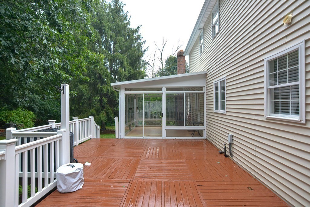 12 Innkeeper Road Franklin, MA 02038 - Photo 7 of 42 Gallery Image 7