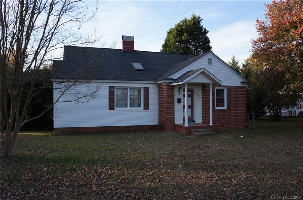 604 Banks Street Fort Mill, SC 29715 - Photo 1 of 16 a front view of a house with a yard