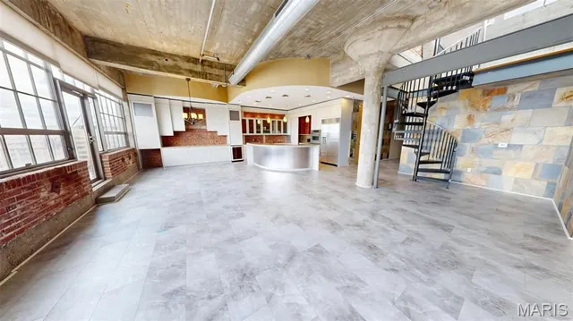 $3,350 | 1635 Washington Avenue, Unit 912, St. Louis, MO 63103