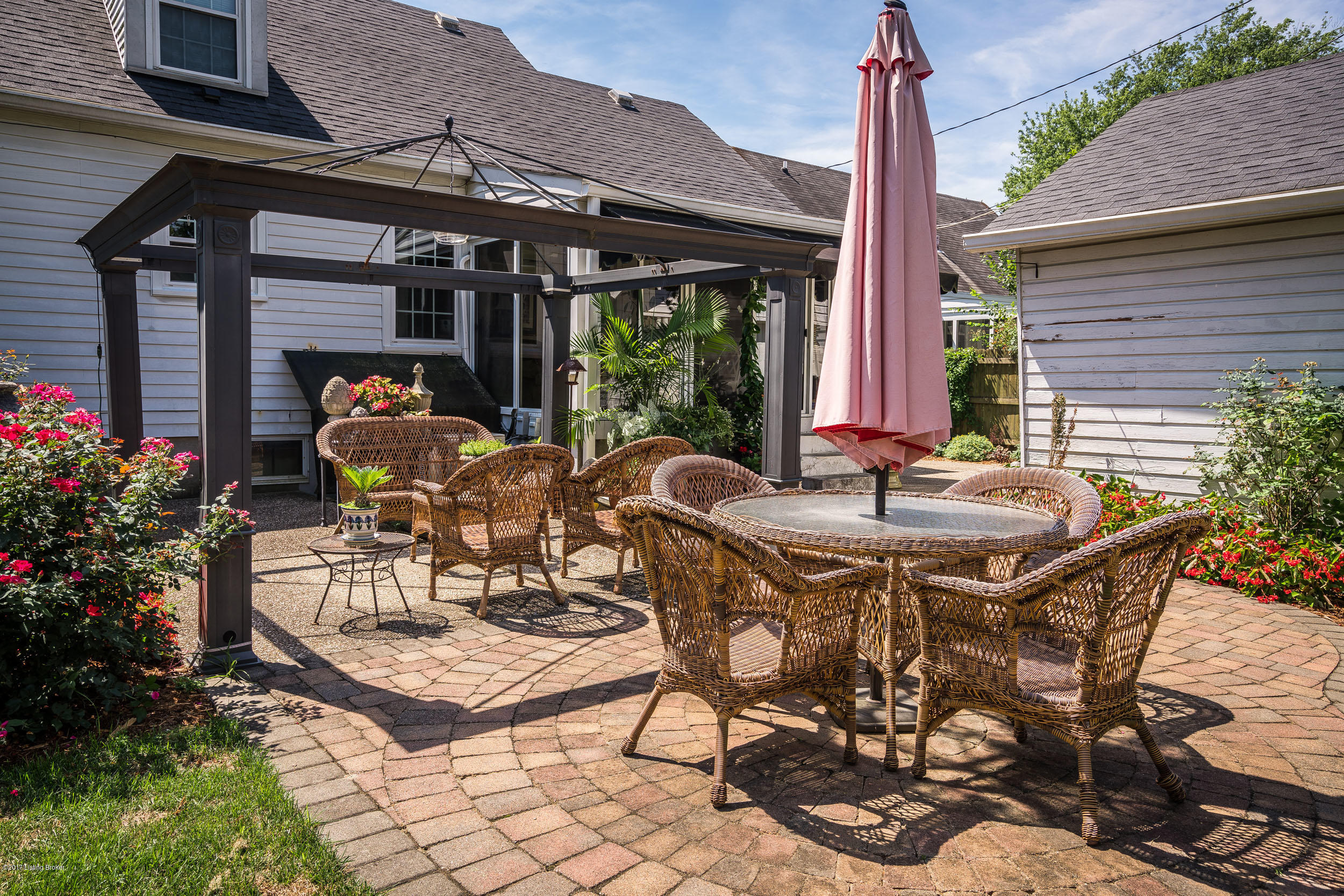 4105 Winchester Road Louisville, KY 40207 - Photo 11 of 41 4105 Winchester Rd-10