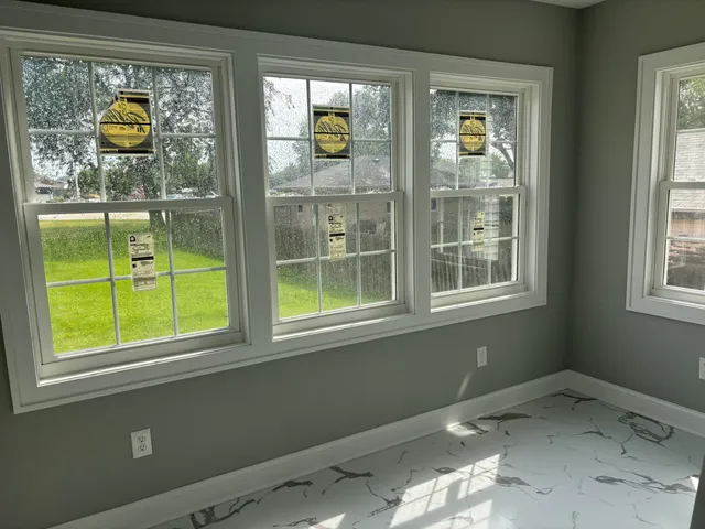 $349,900 | 2402 Eaton Lane, Racine, WI 53404