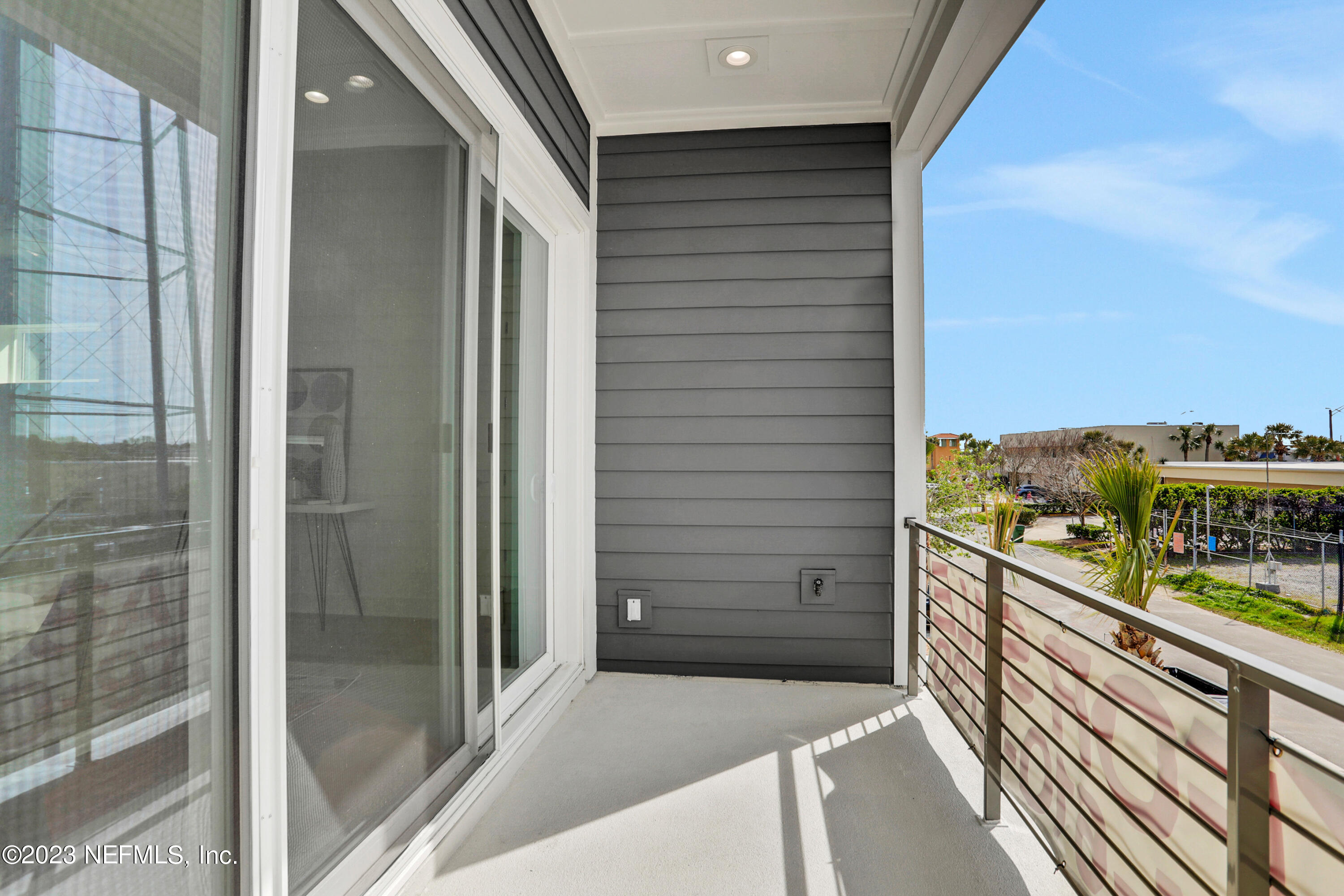 2107 Gordon Avenue Jacksonville Beach, FL 32250 - Photo 20 of 36 a view of balcony