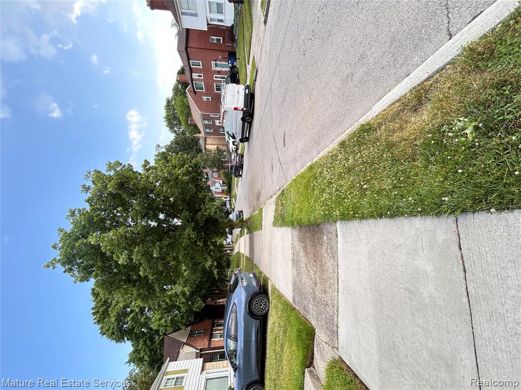 20186 Gardendale Street, Unit 2 Detroit, MI 48221 - Photo 10 of 36
