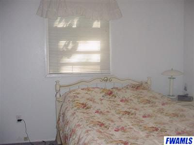 4725 Ridgelane Drive Fort Wayne, IN 46804 - Photo 7 of 10