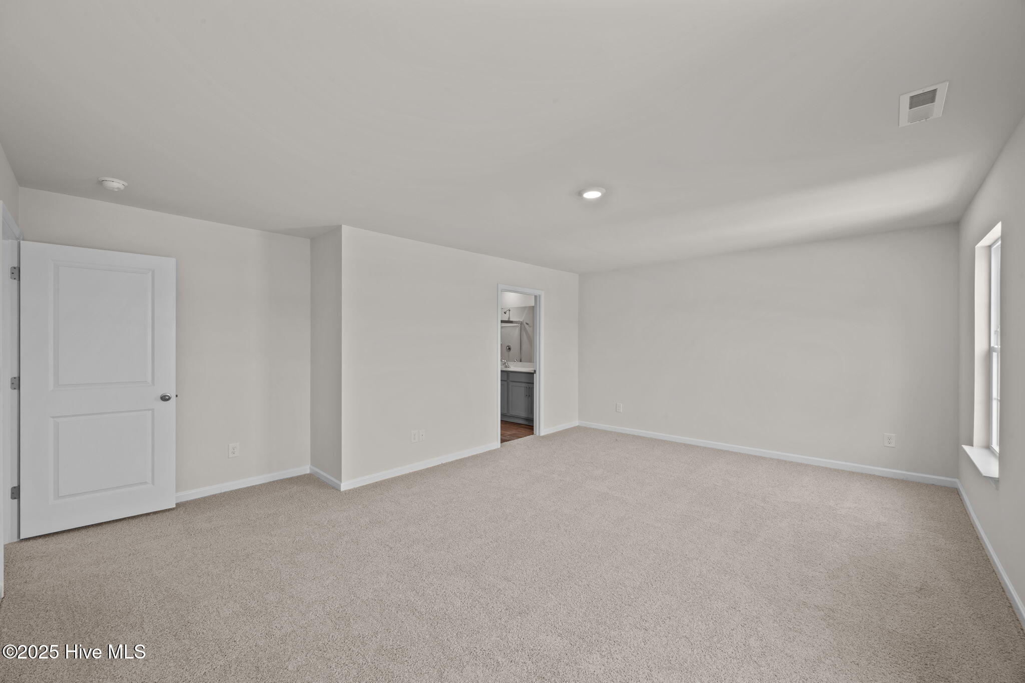 4016 Emerald View New Bern, NC 28560 - Photo 19 of 43 21-web-or-mls-0C0A1066