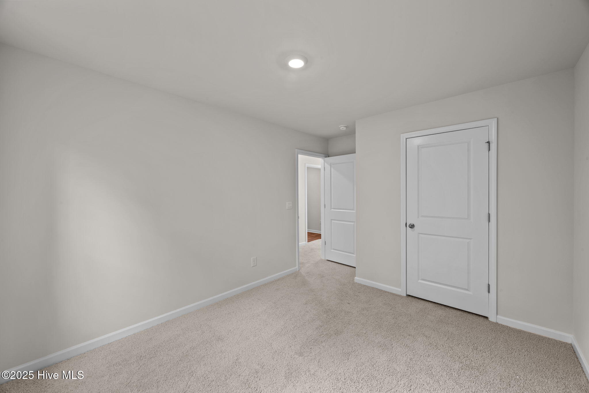 4016 Emerald View New Bern, NC 28560 - Photo 30 of 43 33-web-or-mls-0C0A1102