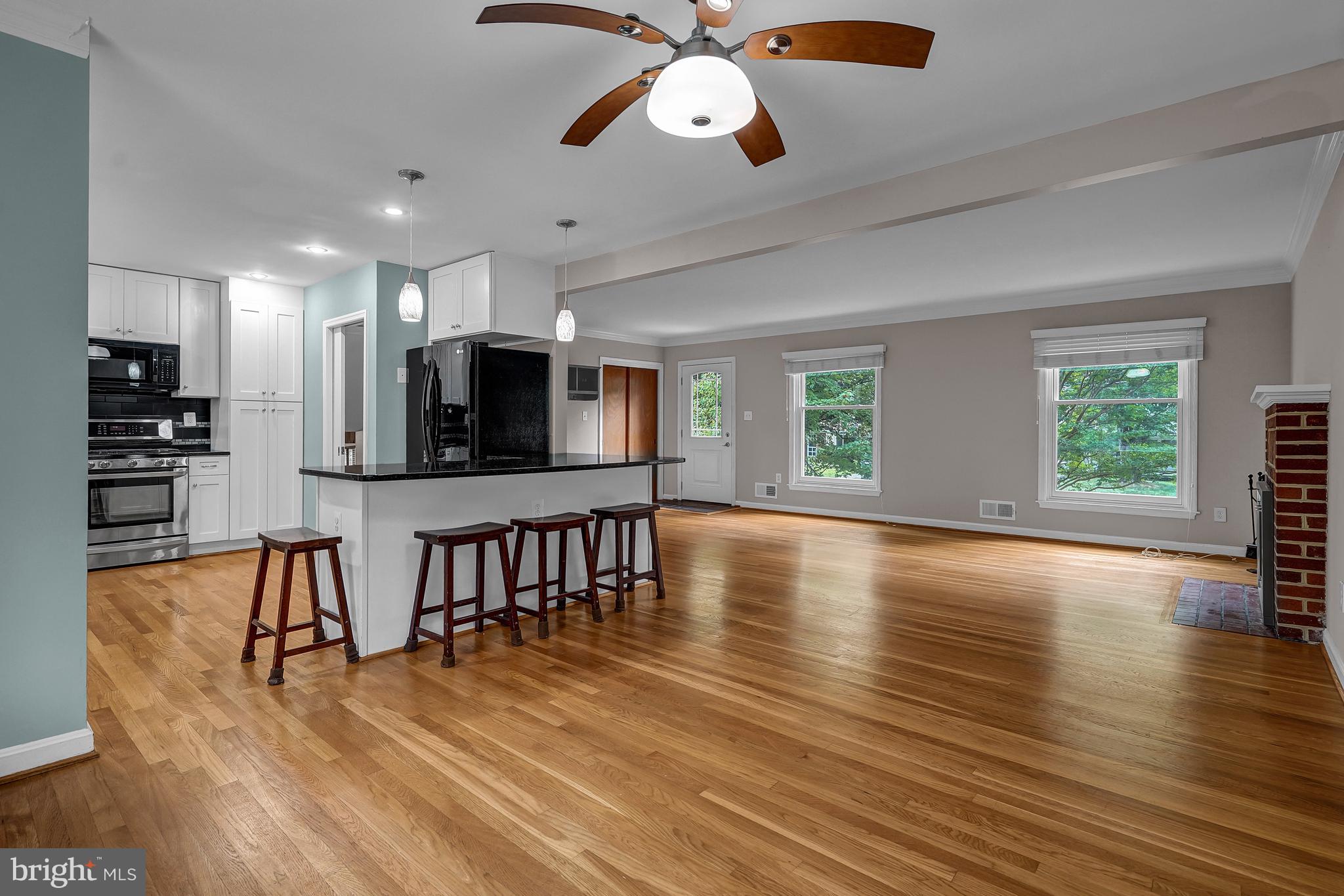 2301 Barbour Road Falls Church, VA 22043 - Photo 11 of 33 DSC02879