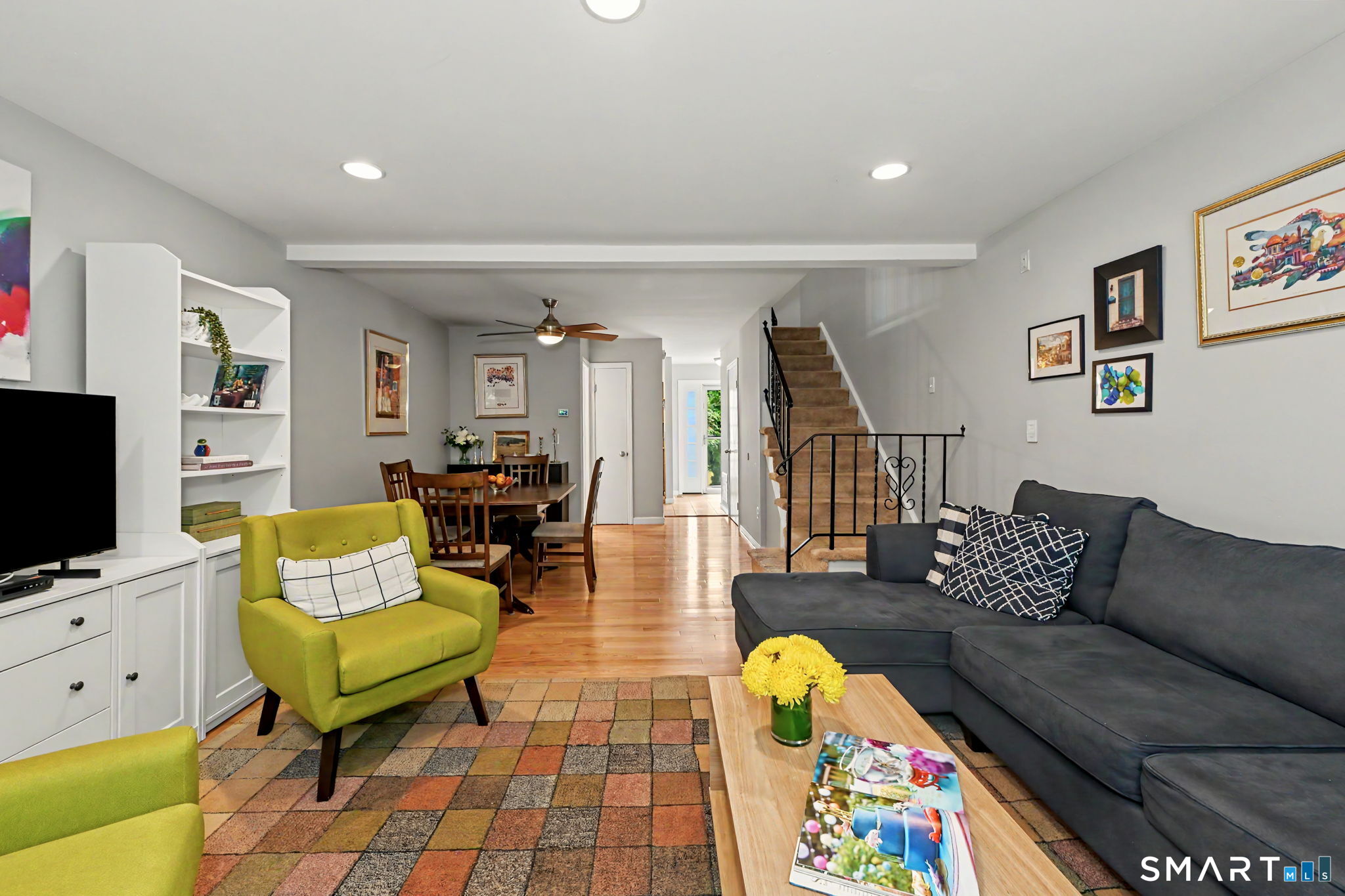 19 Colonial Road, Unit 8 Stamford, CT 06906 - Photo 8 of 21