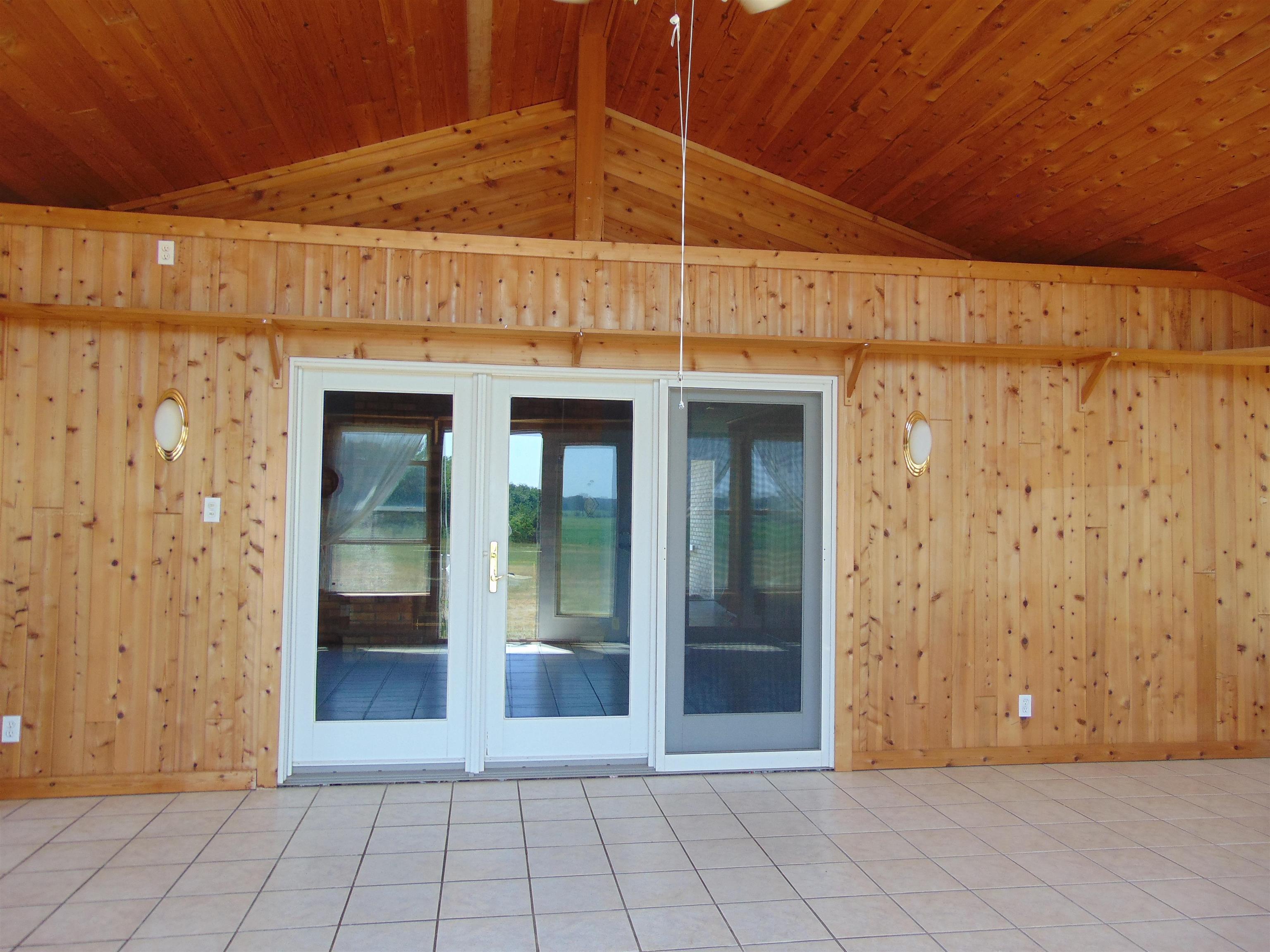 5625 West Monroe Road Alma, MI 48801 - Photo 18 of 77 1901821-17.JPG