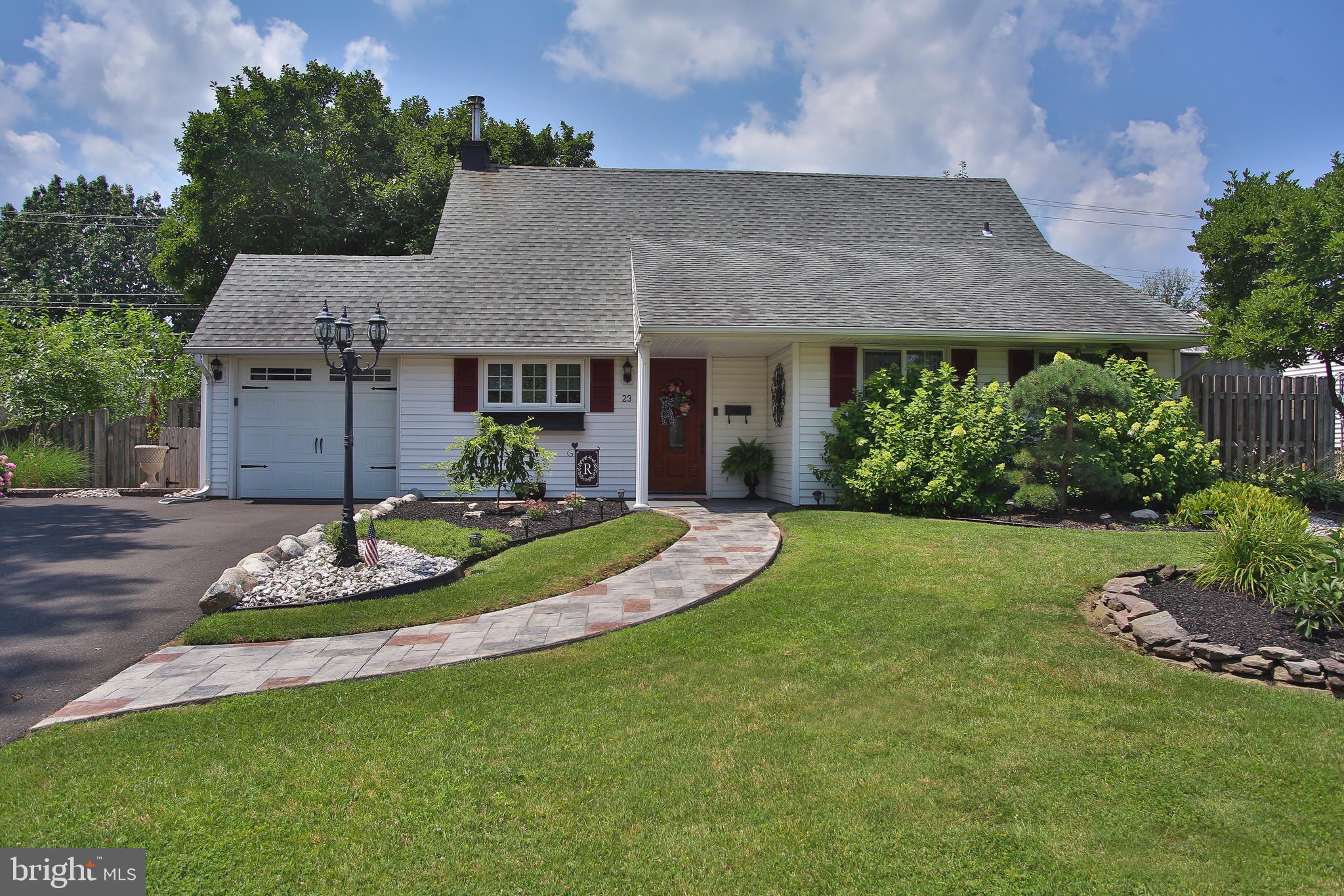 23 Hilltop Road Levittown, PA 19056 - Photo 1 of 26 Gallery Image 1