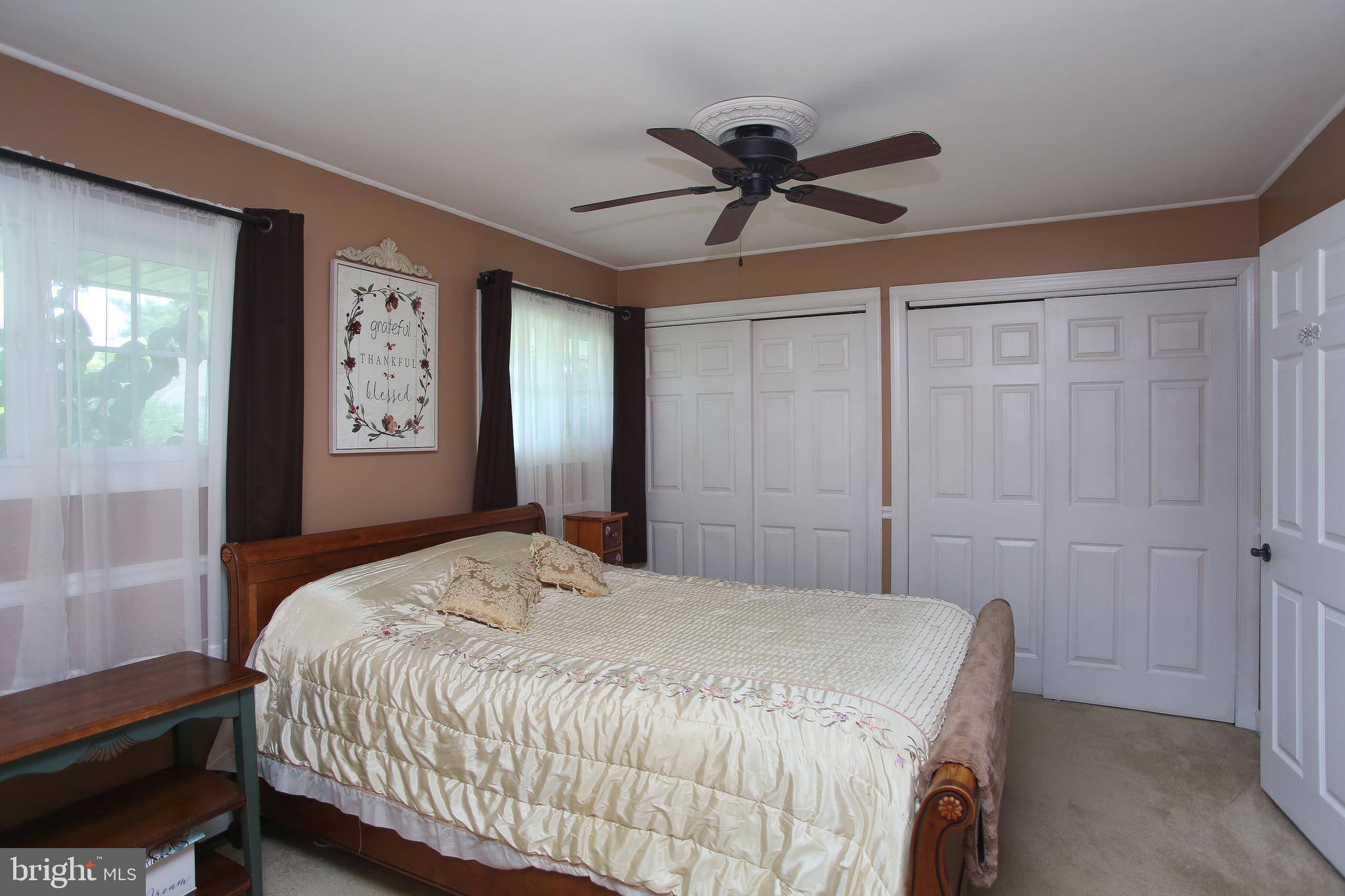 23 Hilltop Road Levittown, PA 19056 - Photo 14 of 26 Gallery Image 14